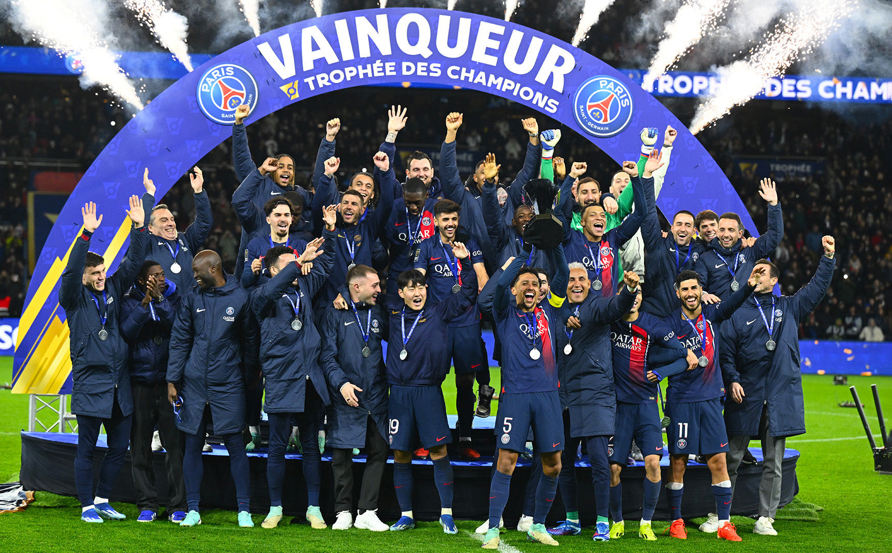 Paris Saint-Germain Angkat Piala Super Prancis 2023